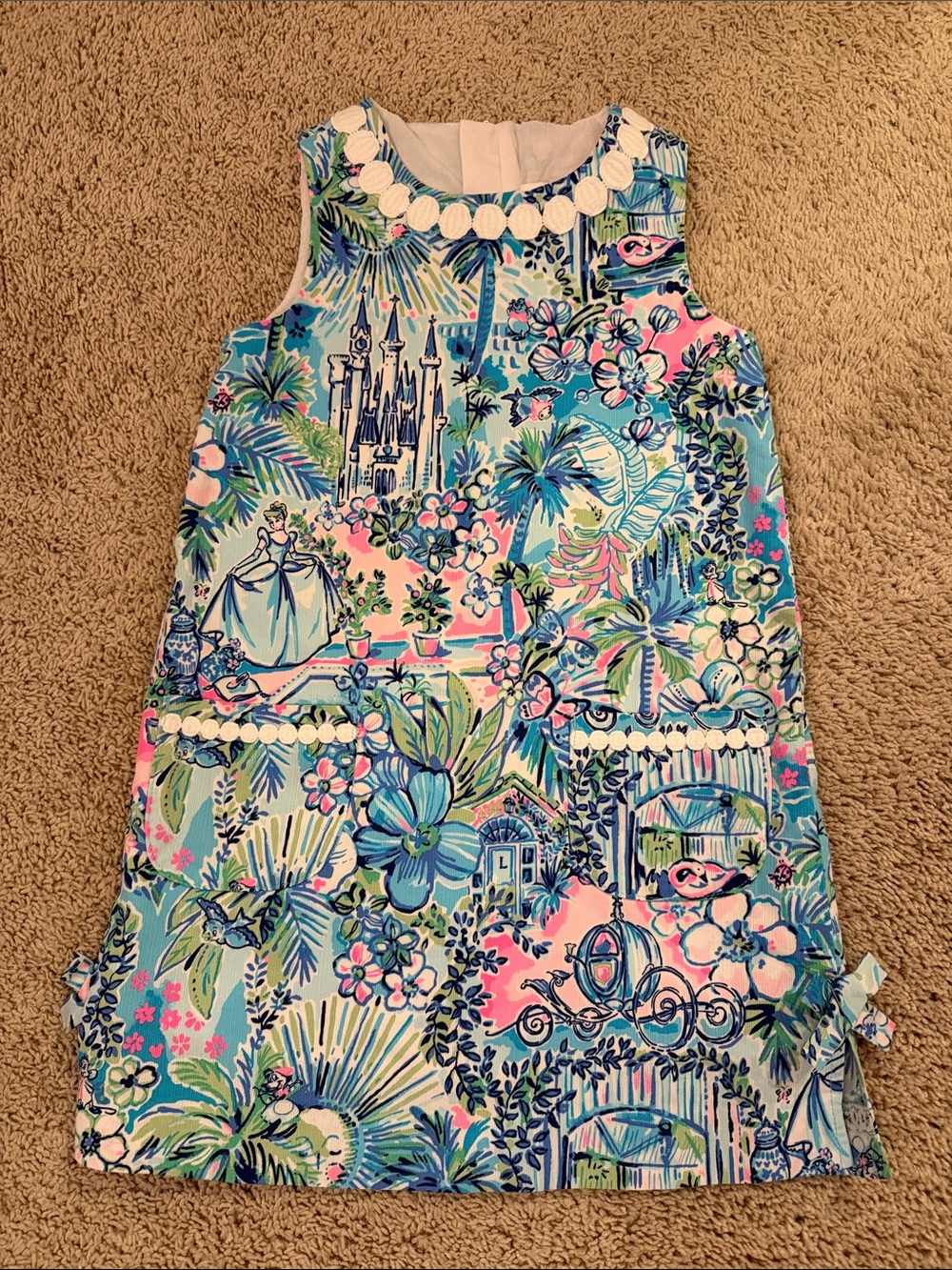Lilly Pulitzer Lilly loves Cinderella Print Shift Dress